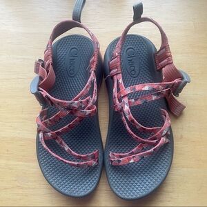 Kids Chacos Size 3